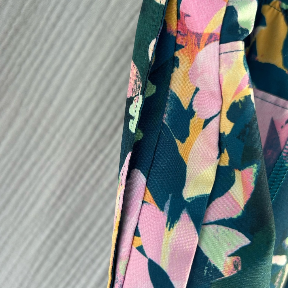 tek gear Floral Athletic Shorts in Teal, Pink & Yellow - Picture 9 of 11